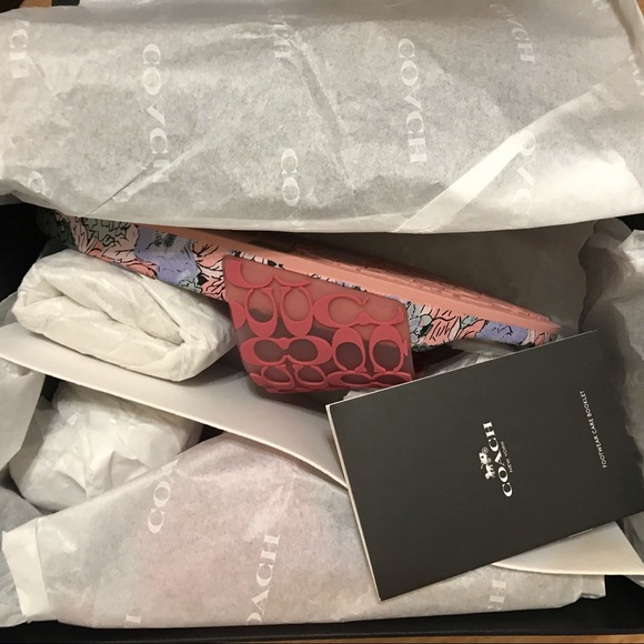 Coach Udele Sport Slide 8 9 - Picture 11 of 11